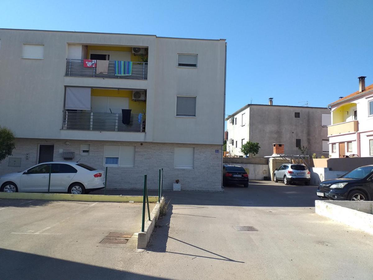 Apartments Zara Exterior photo